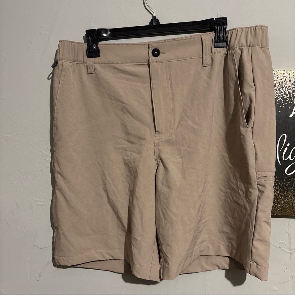 Eddie Bauer Men's Beige Flat Front Shorts